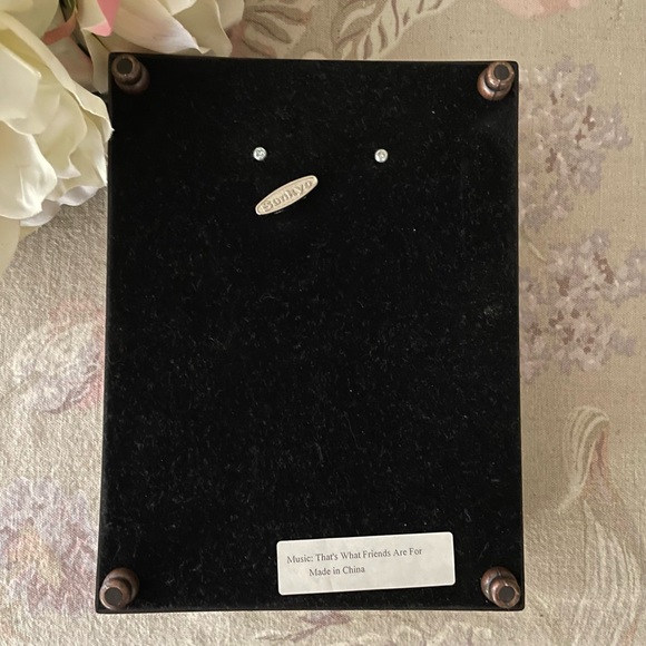 SANKYO Jewelry Music Box 🎶 - Picture 4 of 4